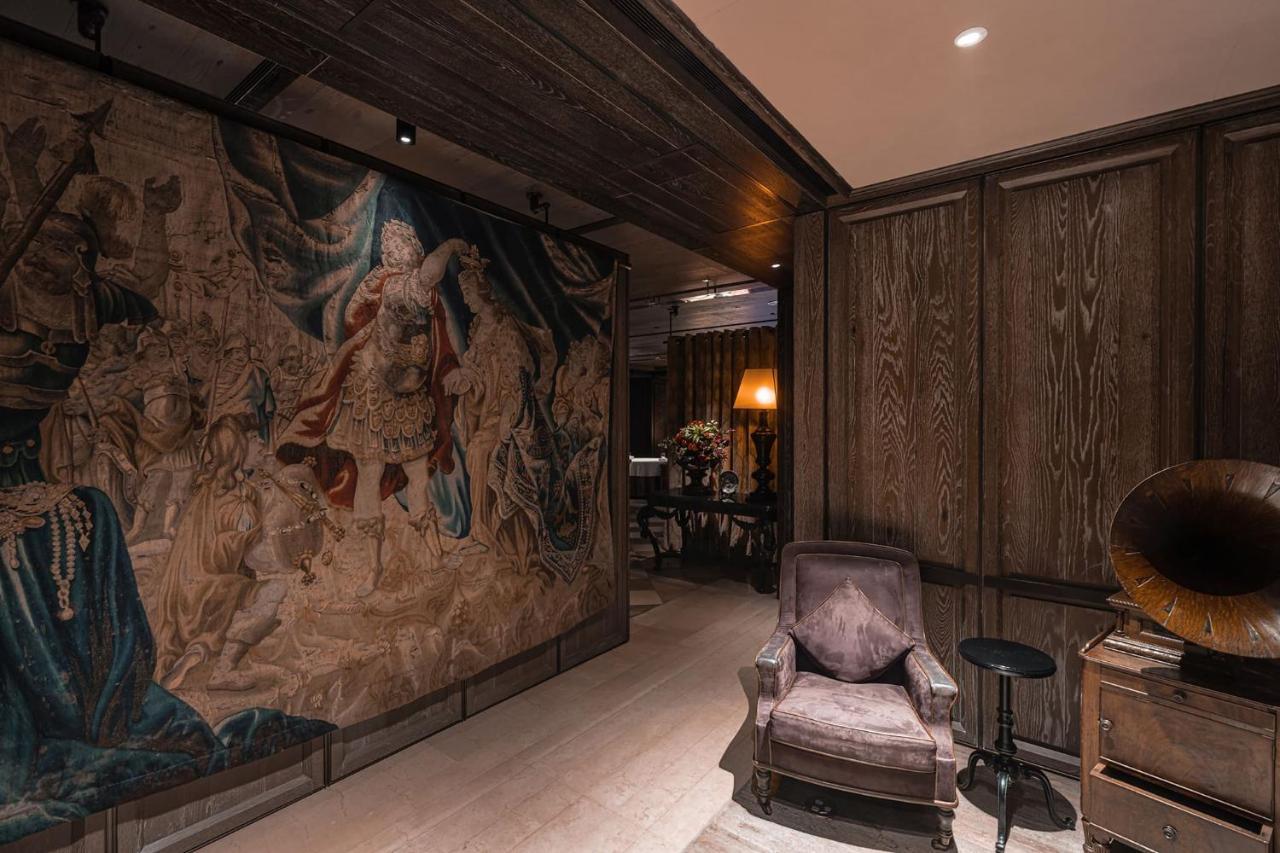 فندق باليه دو شاين تايبيه المظهر الخارجي الصورة Interior of the house