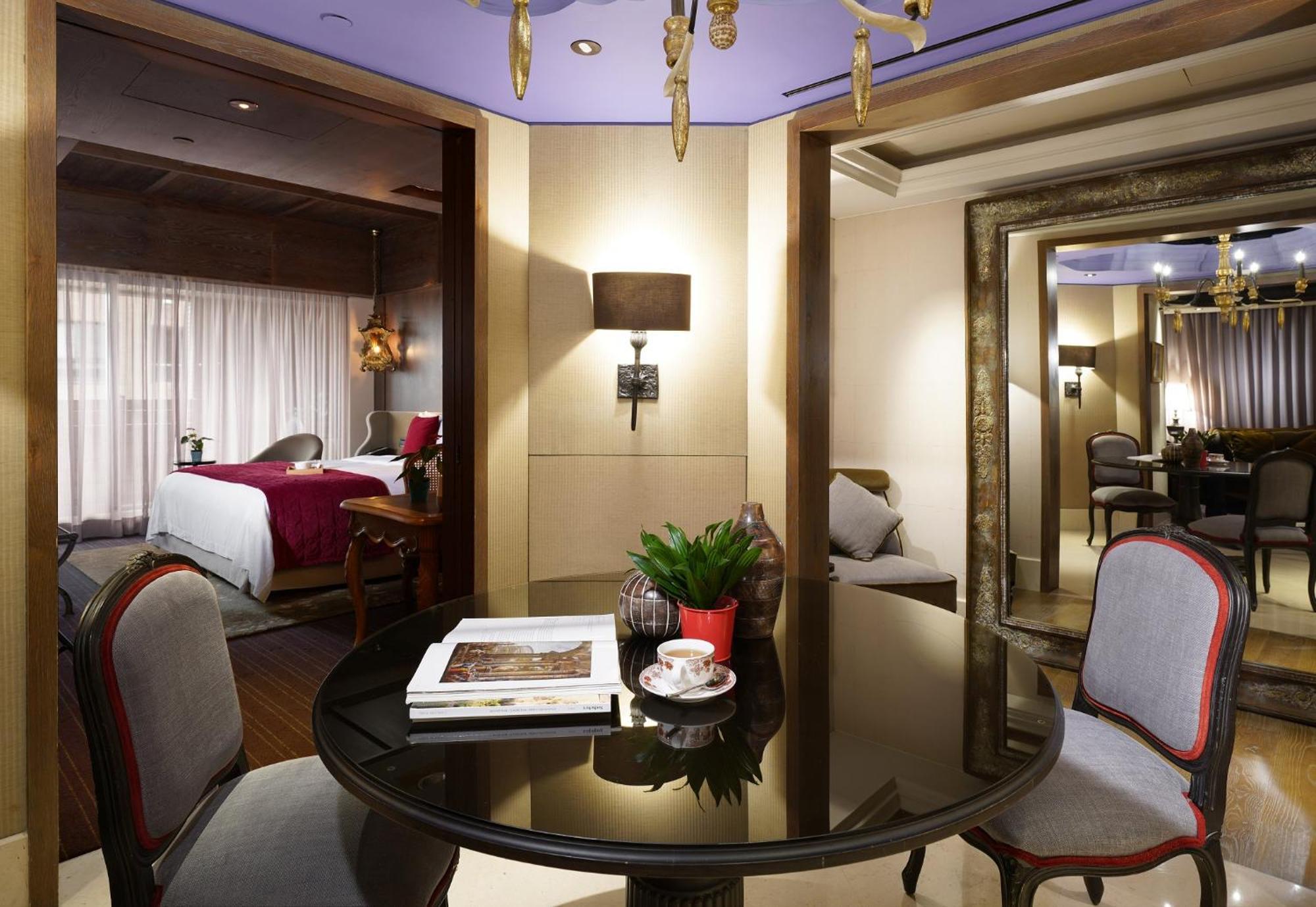 فندق باليه دو شاين تايبيه المظهر الخارجي الصورة A suite at the Mandarin Oriental, Hong Kong