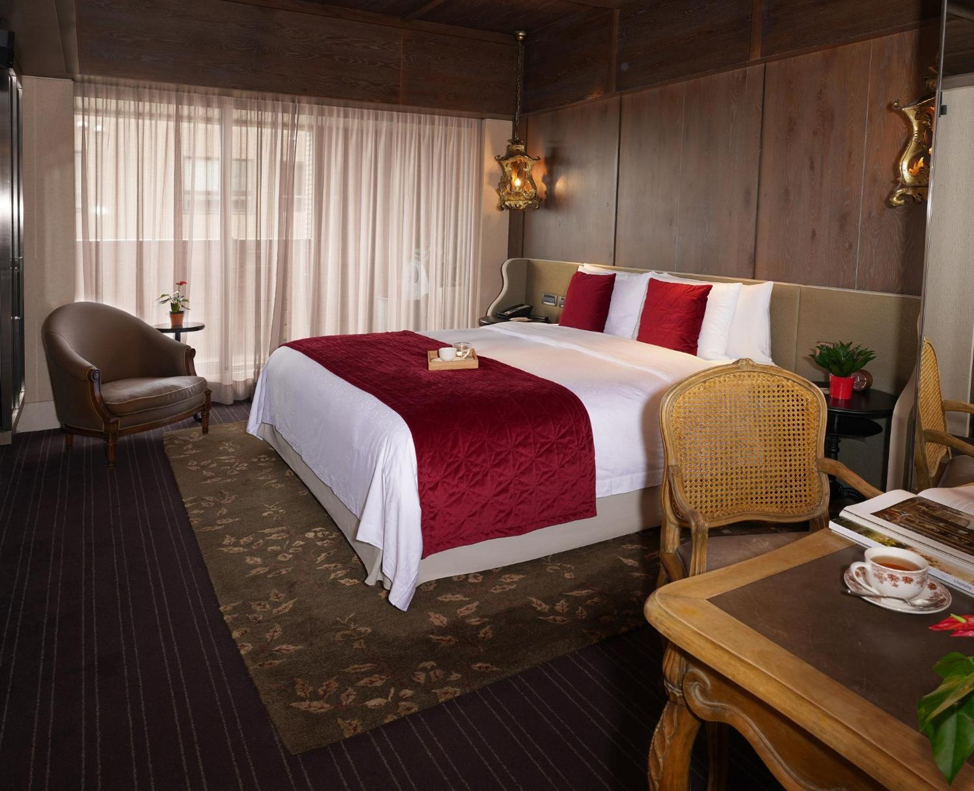 فندق باليه دو شاين تايبيه المظهر الخارجي الصورة A bedroom at the hotel